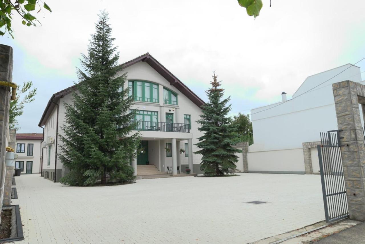 Green Villa Сібіу Екстер'єр фото